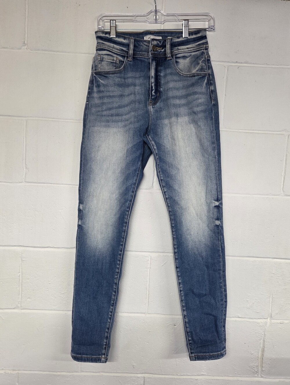 KanCan Light Wash Skinny Jeans in Faded Blue